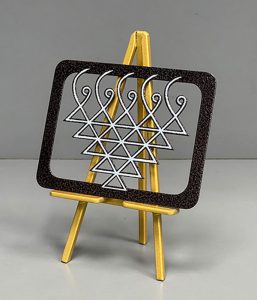 Easel Stand With Diy Canvas Sheet